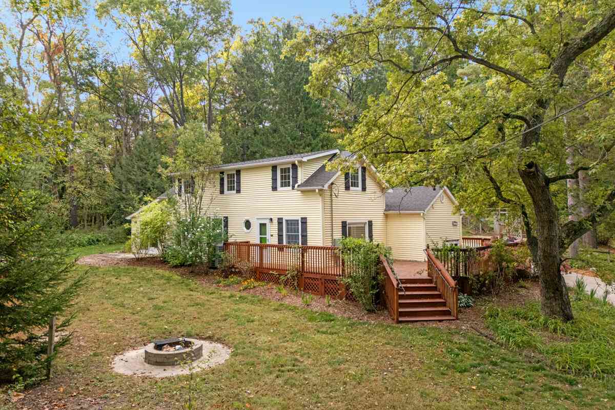 Homes For Sale - 9300 Conservation Street<br/> Ada, MI 49301