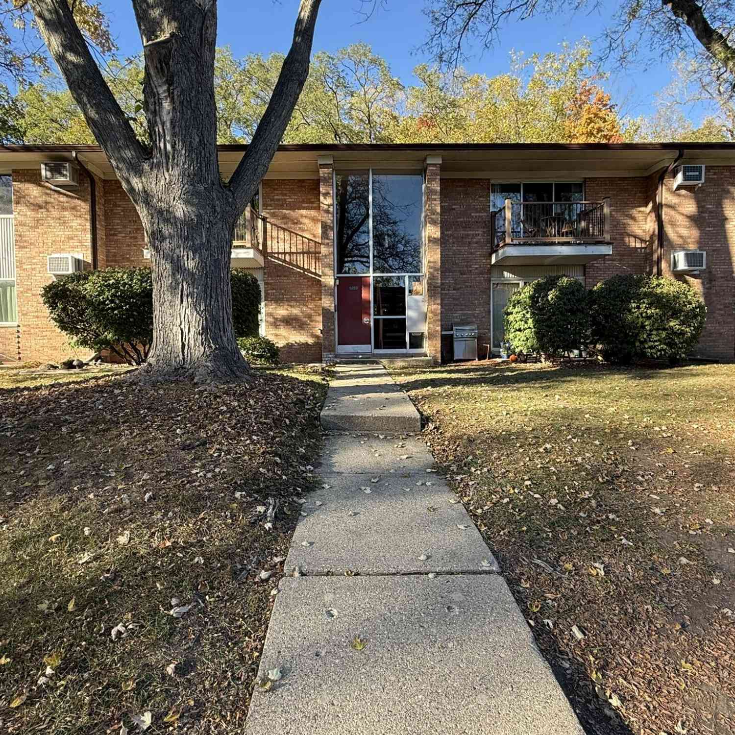 Condo For Rent - 1253 Island Drive #102<br/> Ann Arbor, MI 48105