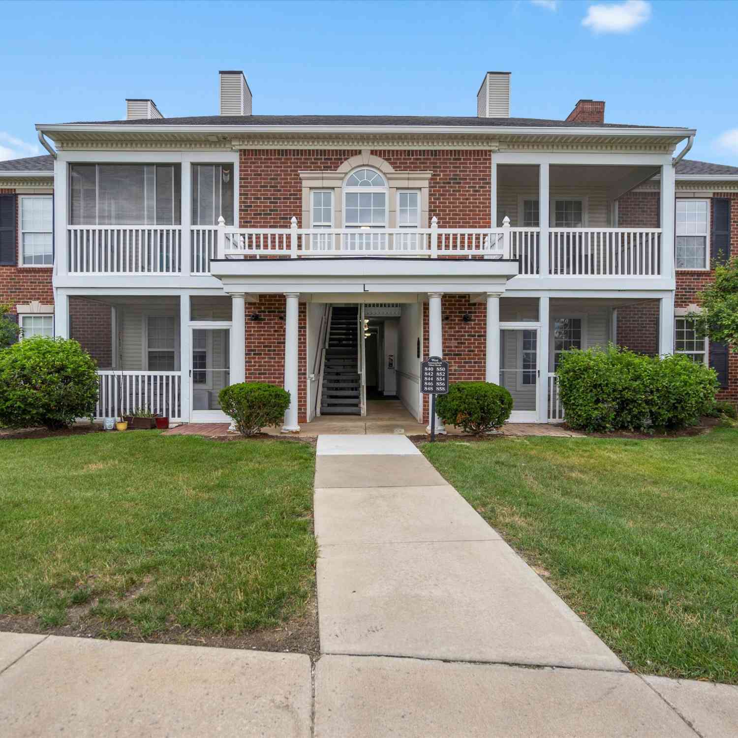 Condo For Rent - 846 W Summerfield Gln Circle<br/> Ann Arbor, MI 48103