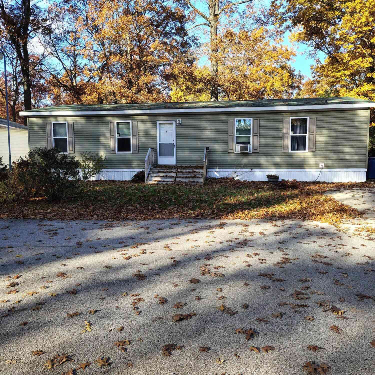 Condo For Sale - 3956 Fleetwood Ln Lane<br/> Muskegon, MI 49442