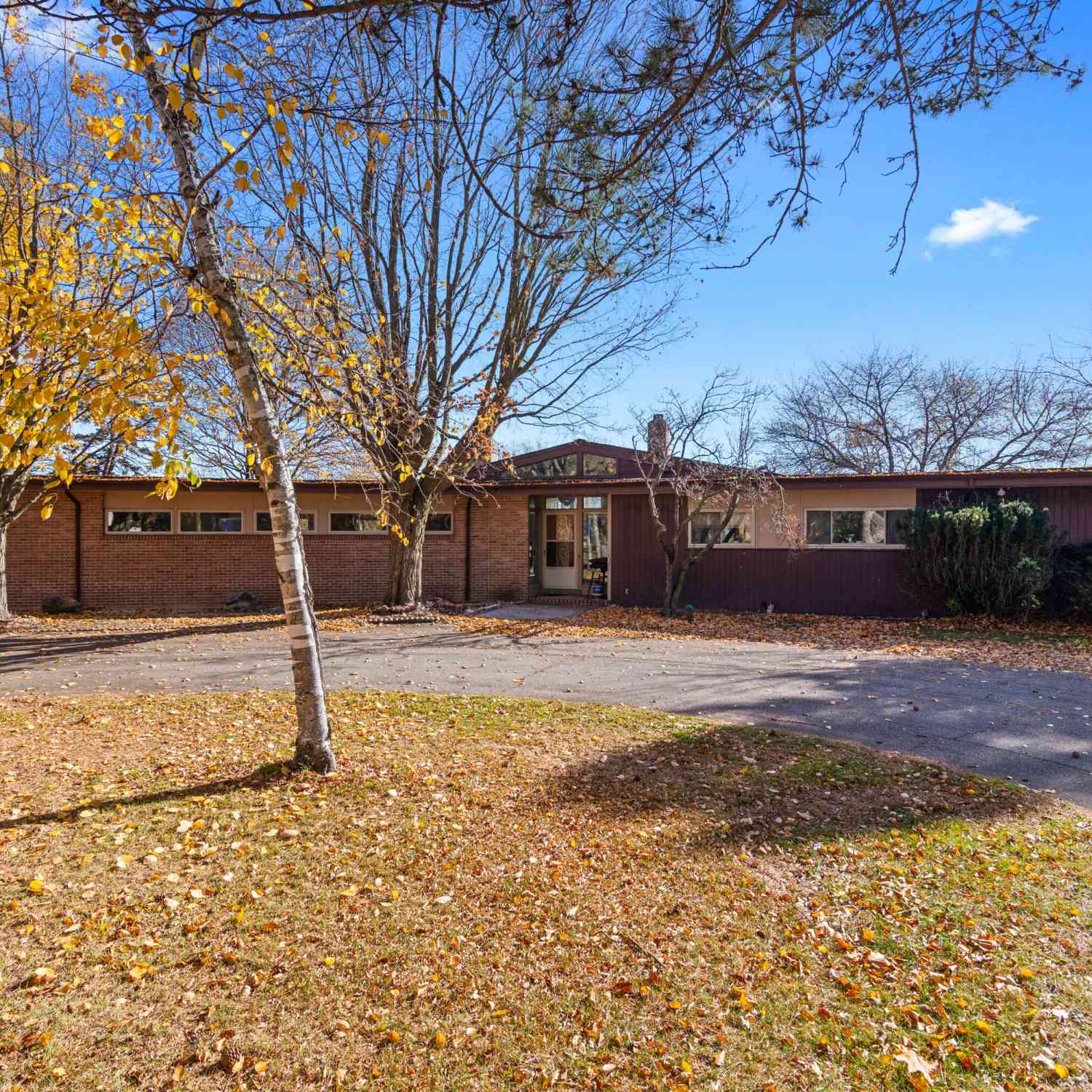 Homes For Rent - 4105 Riverview Drive<br/> Alma, MI 48801