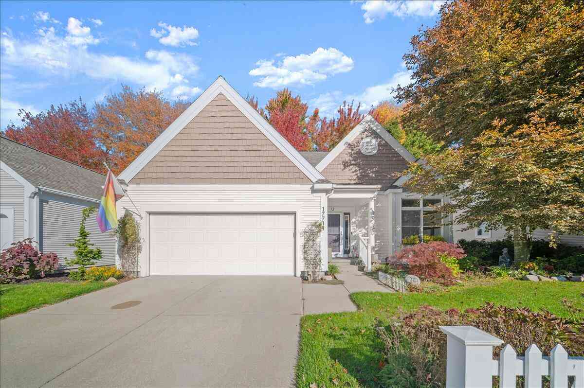 Condo For Sale - 17711 Cobblefield Lane<br/> Spring Lake, MI 49456