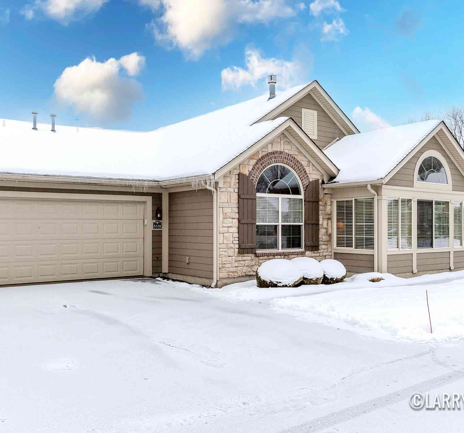 Condo For Sale - 5331 Mapleside Lane<br/> Wyoming, MI 49418
