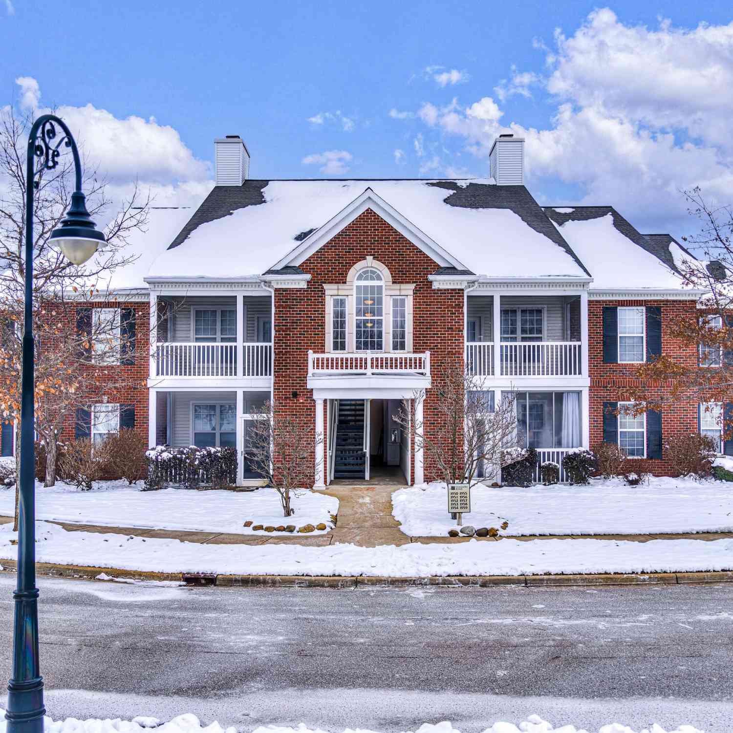 Condo For Sale - 1955 Coventry Road<br/> Jackson County, Jackson, MI 49201
