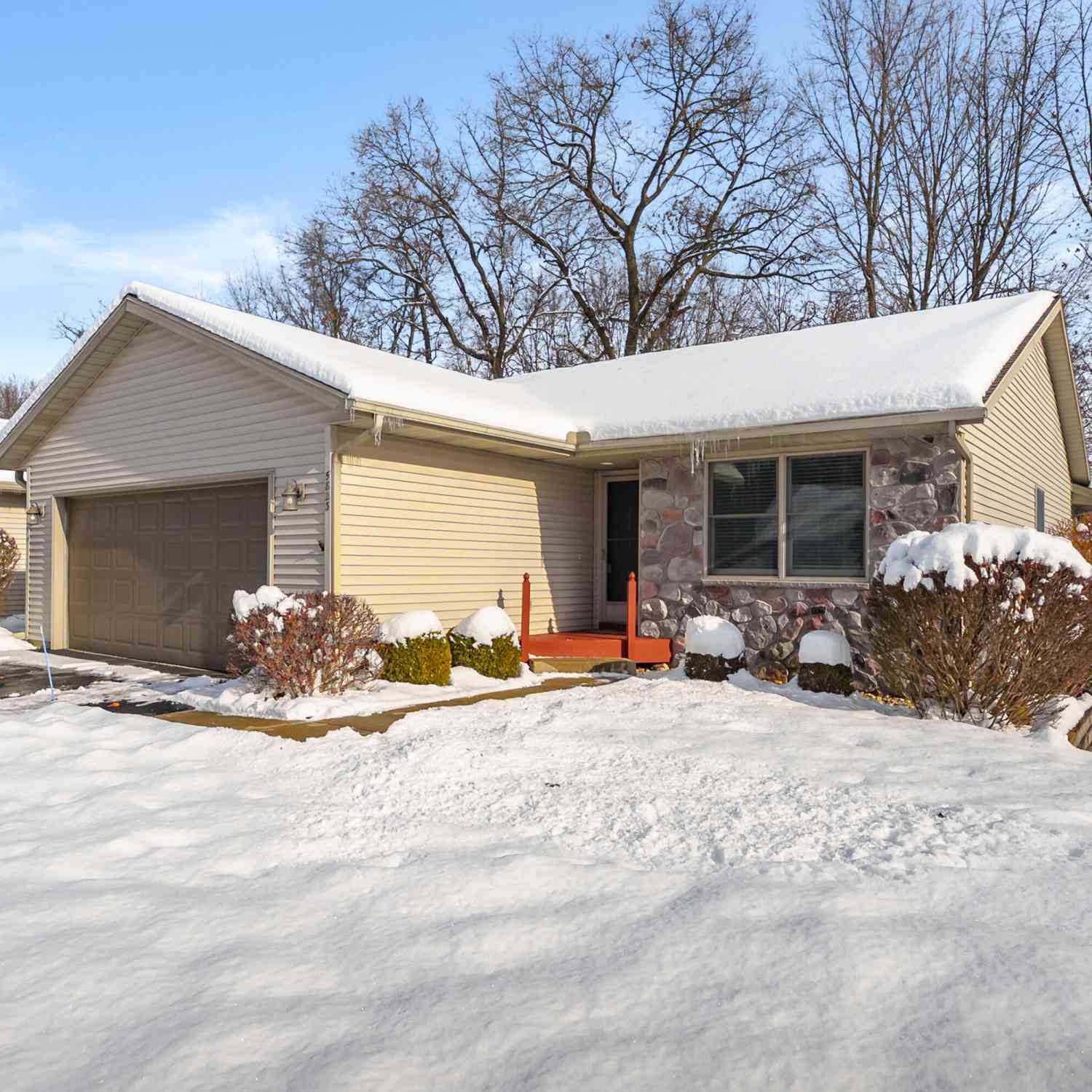 Condo For Sale - 5823 Wood Valley Road #84<br/> Kalamazoo, MI 49009
