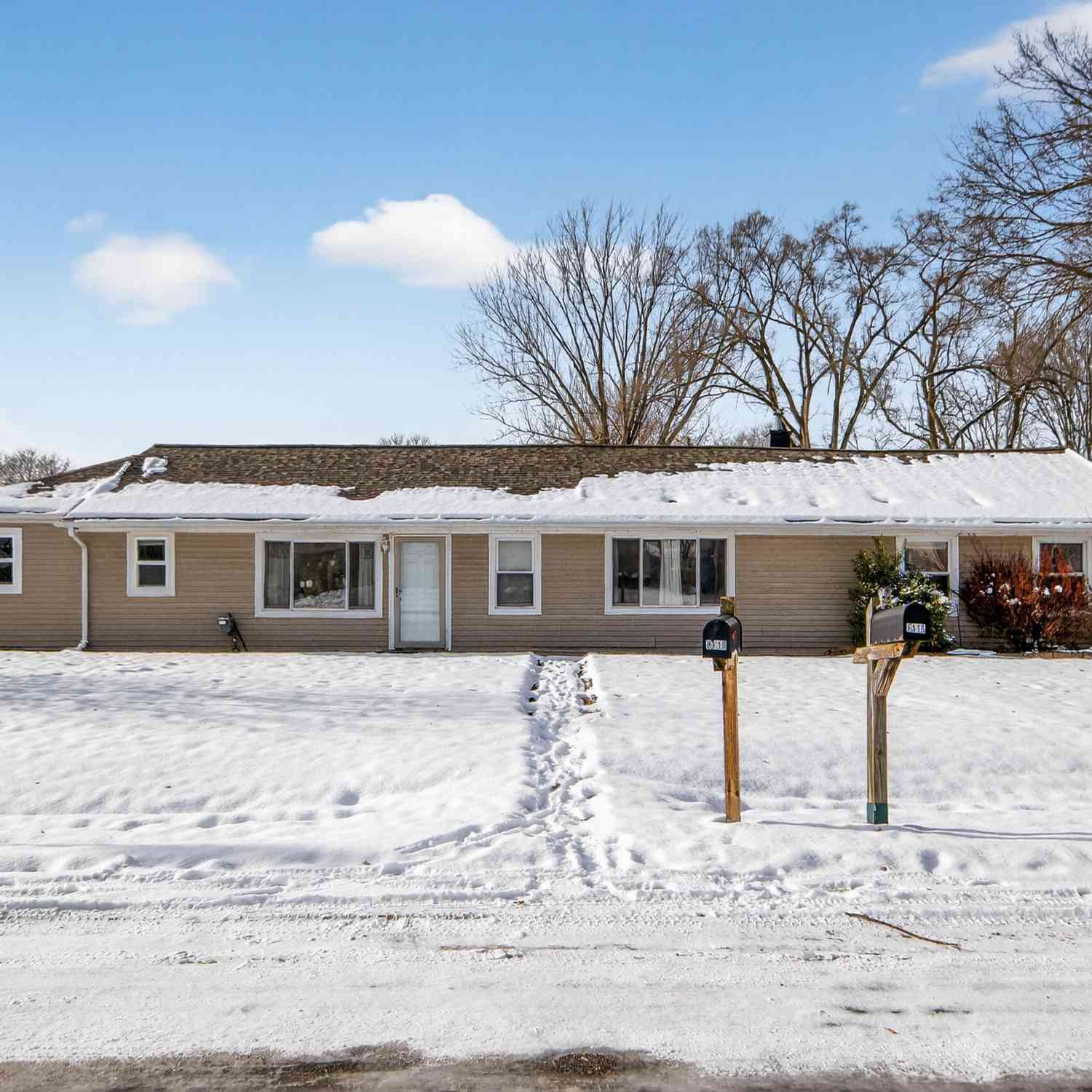 Homes For Sale - 8815 Marlowe Avenue<br/> Wayne County, Plymouth, MI 48170