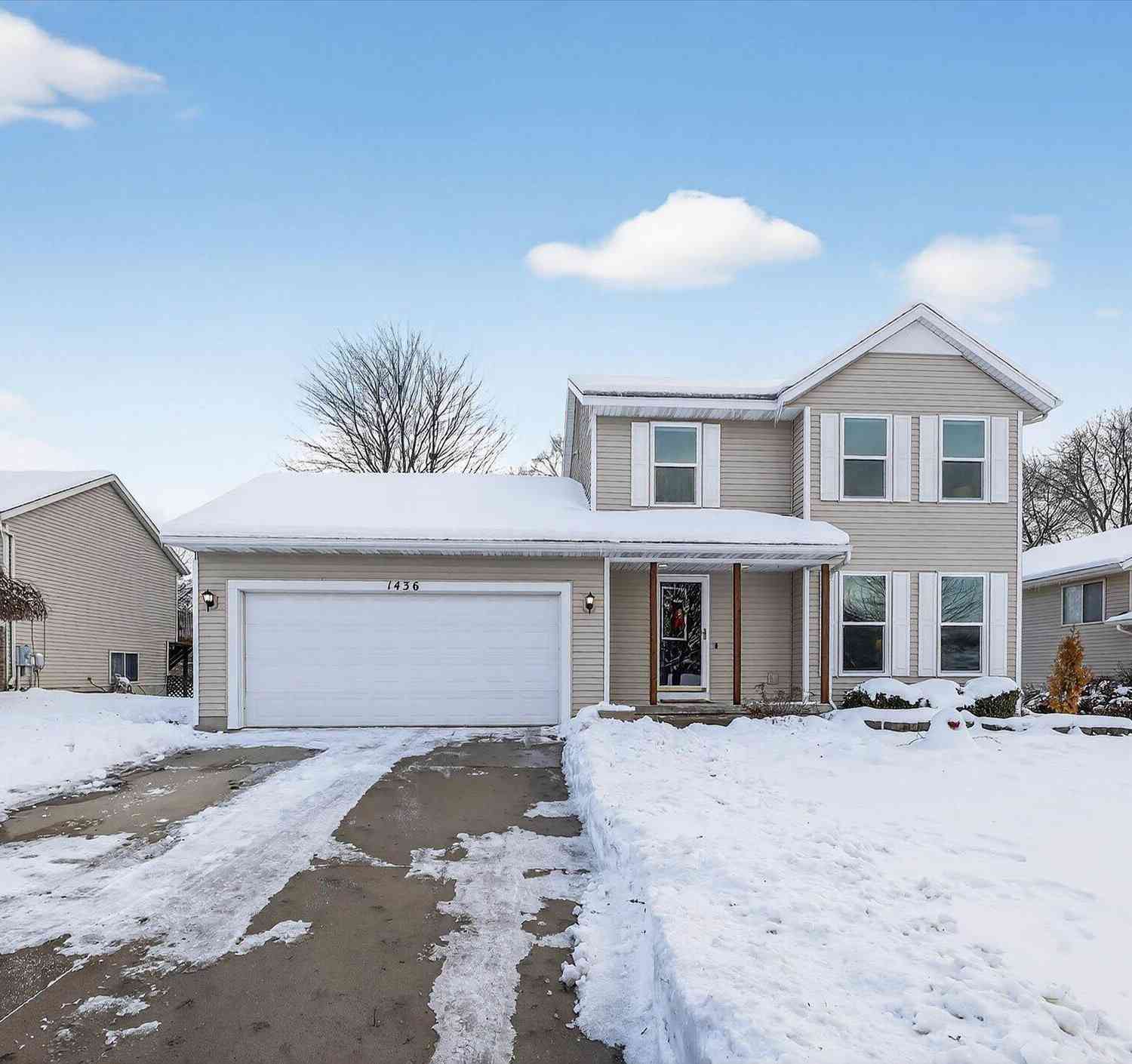 Homes For Sale - 1436 Manton Street<br/> Grand Rapids, MI 49505