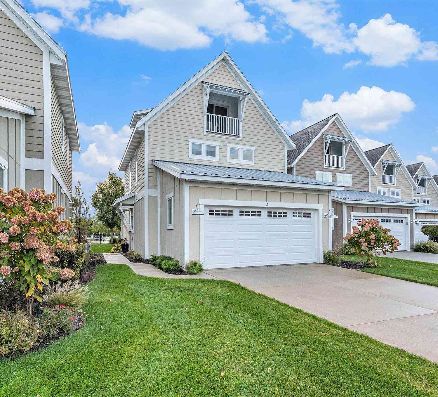 Condo For Sale - 920 W Savidge Street #2<br/> Spring Lake, MI 49456