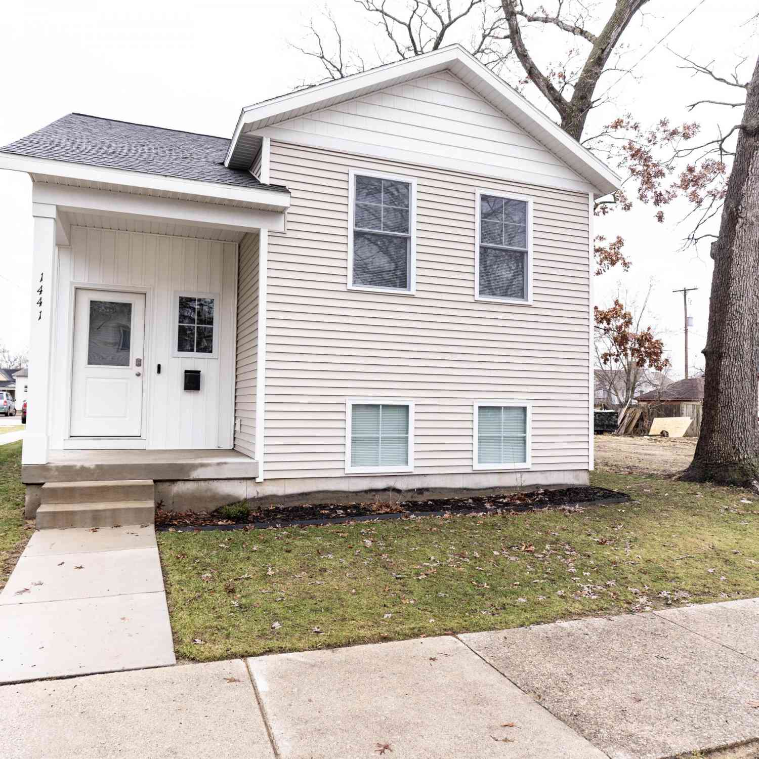 Homes For Sale - 1441 Leahy Street<br/> Muskegon, MI 49442