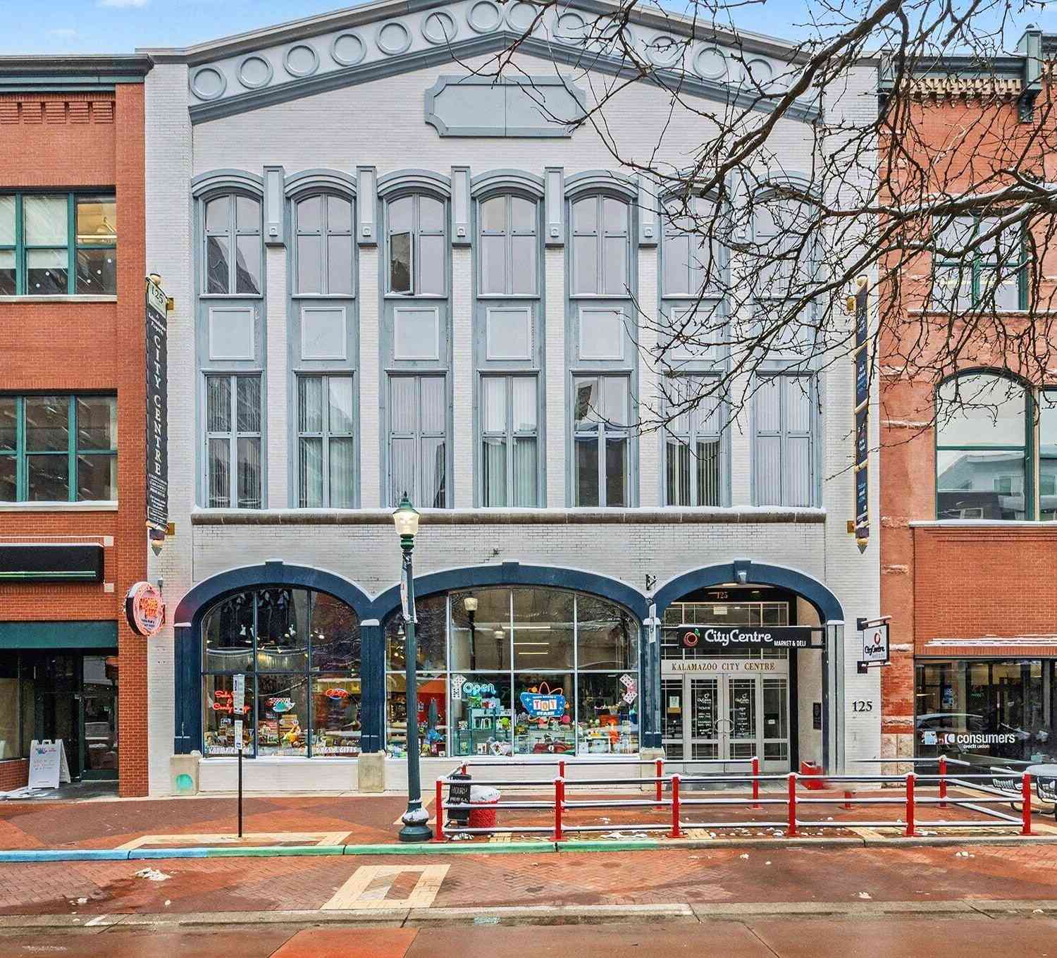 Condo For Sale - 125 S Kalamazoo Mall #608<br/> Kalamazoo, MI 49007