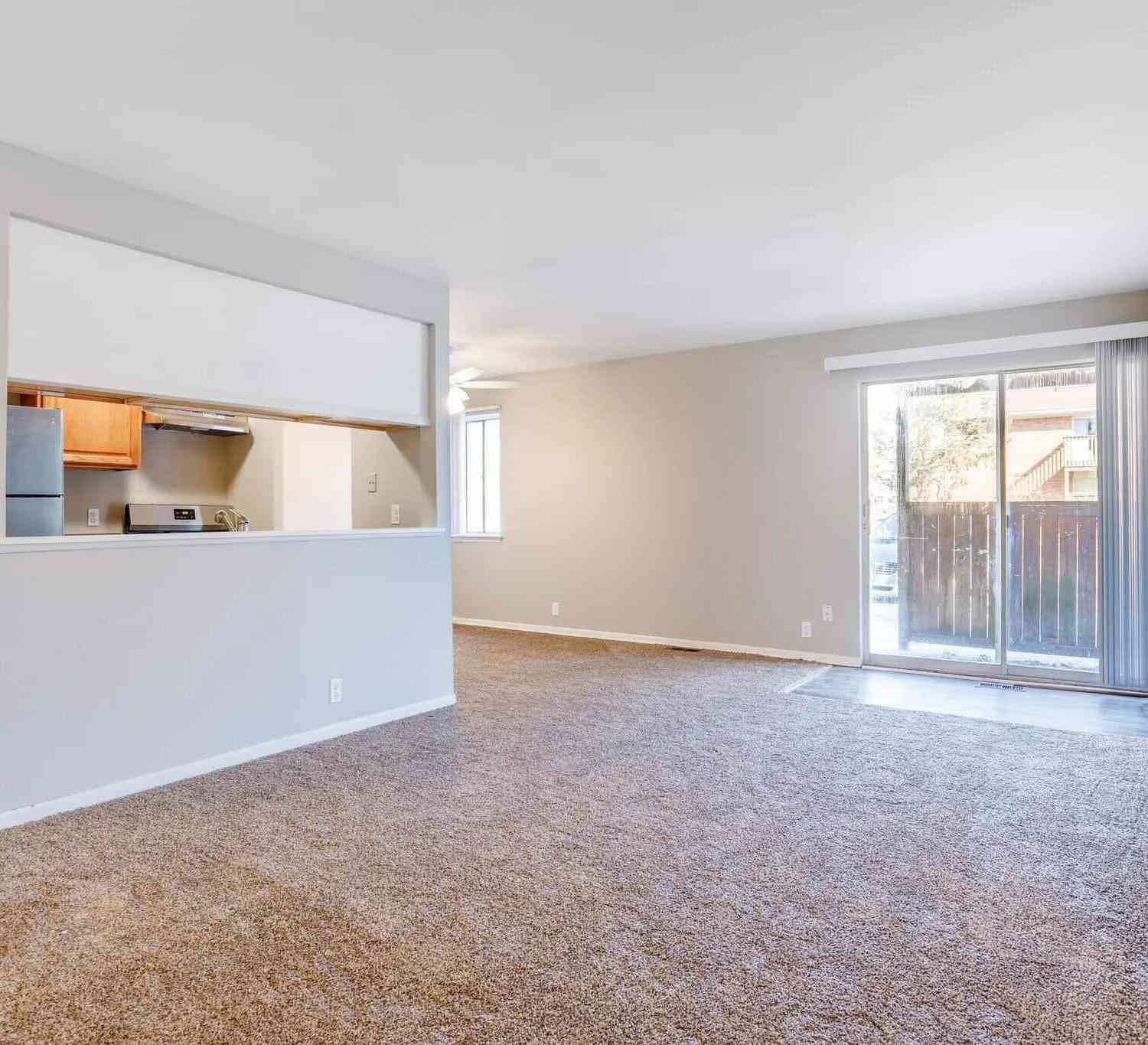Condo For Rent - 2230 Dexter Avenue #2236-202<br/> Ann Arbor, MI 48103