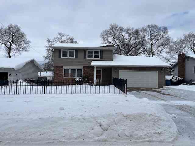 Homes For Sale - 1548 Woodside Road<br/> Muskegon, MI 49441