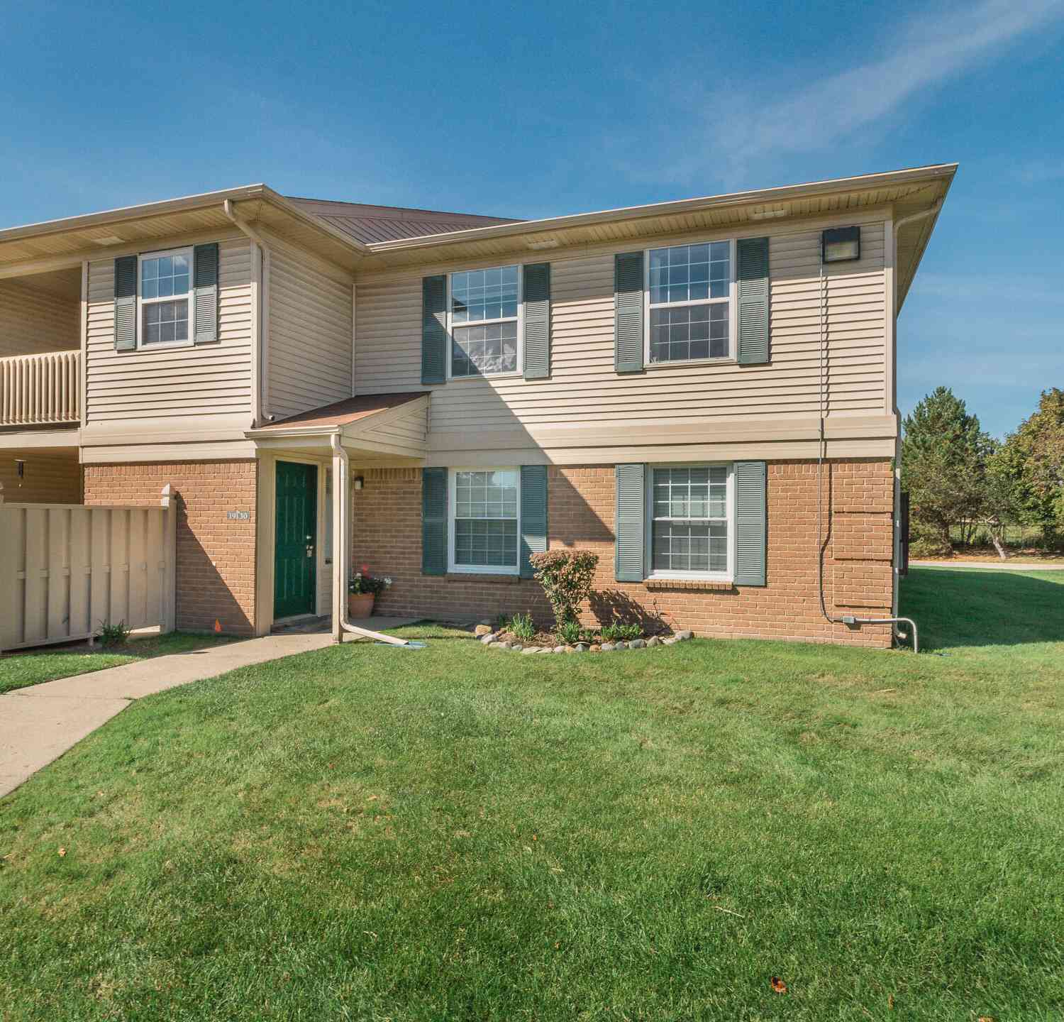 Condo For Rent - 19130 Northridge Road<br/> Northville, MI 48167