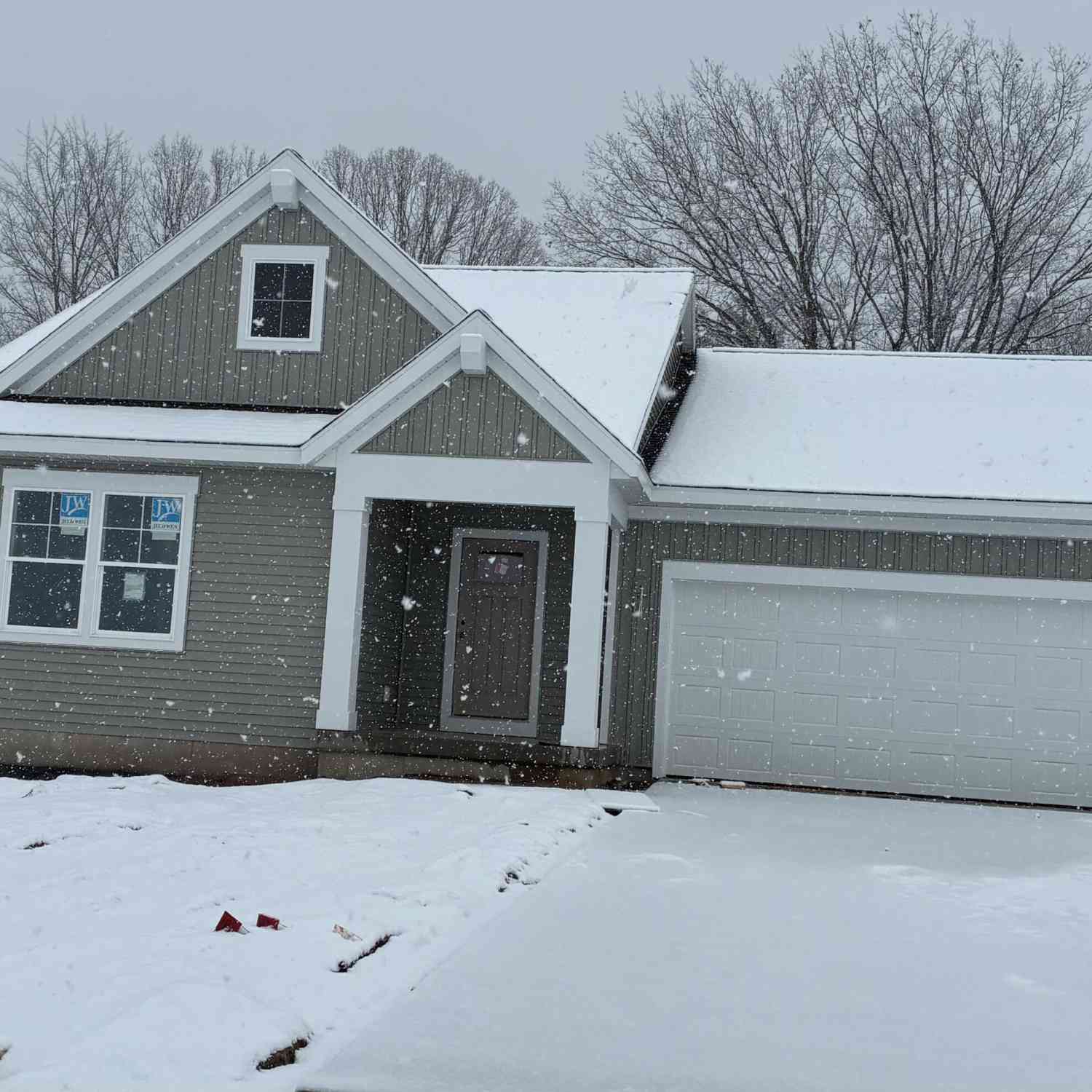 Homes For Sale - 1919 Lowe Drive<br/> Spring Lake, MI 49456