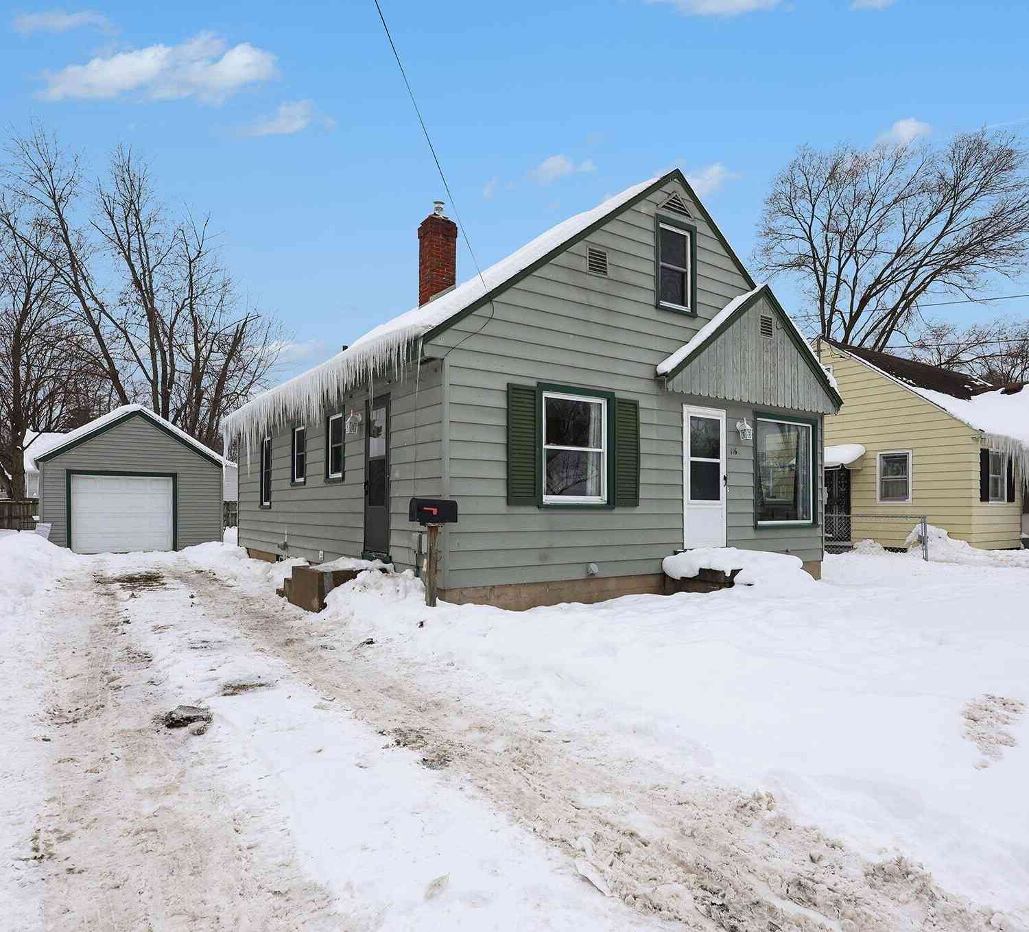 Homes For Sale - 116 Honeoye Street<br/> Wyoming, MI 49548