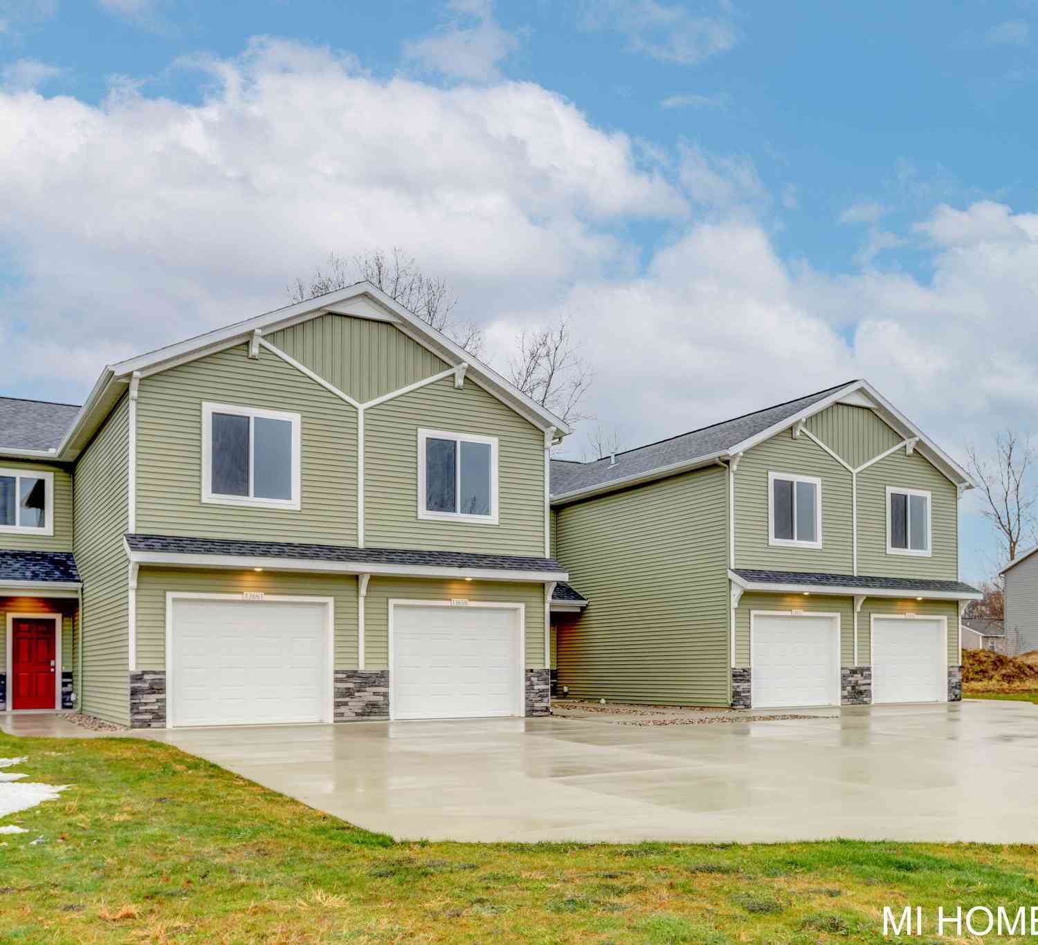 Condo For Sale - 13662 Signature Drive<br/> Ottawa County, Holland, MI 49424