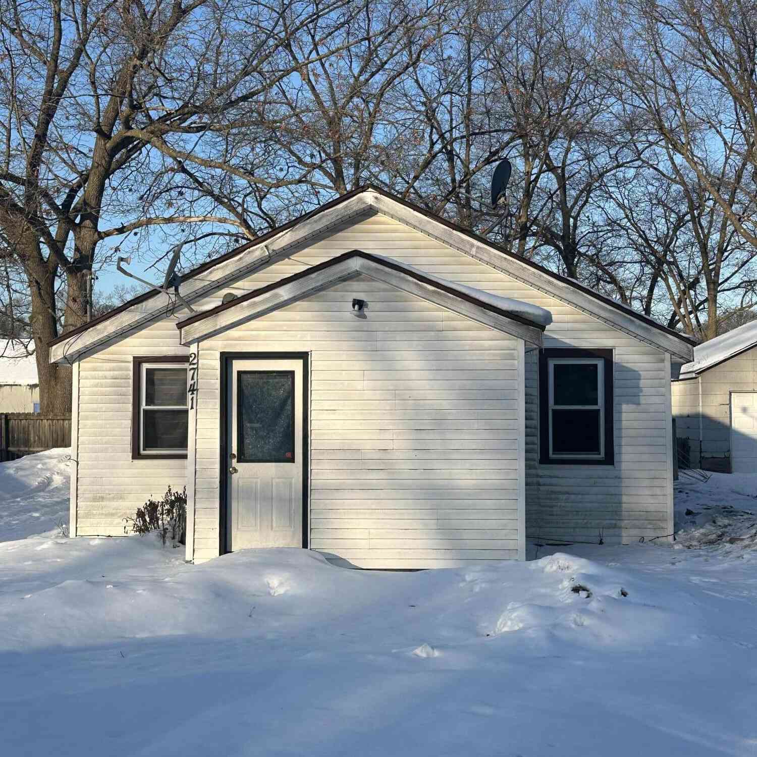 Homes For Sale - 2741 Roberts Street<br/> Muskegon County, Norton Shores, MI 49444
