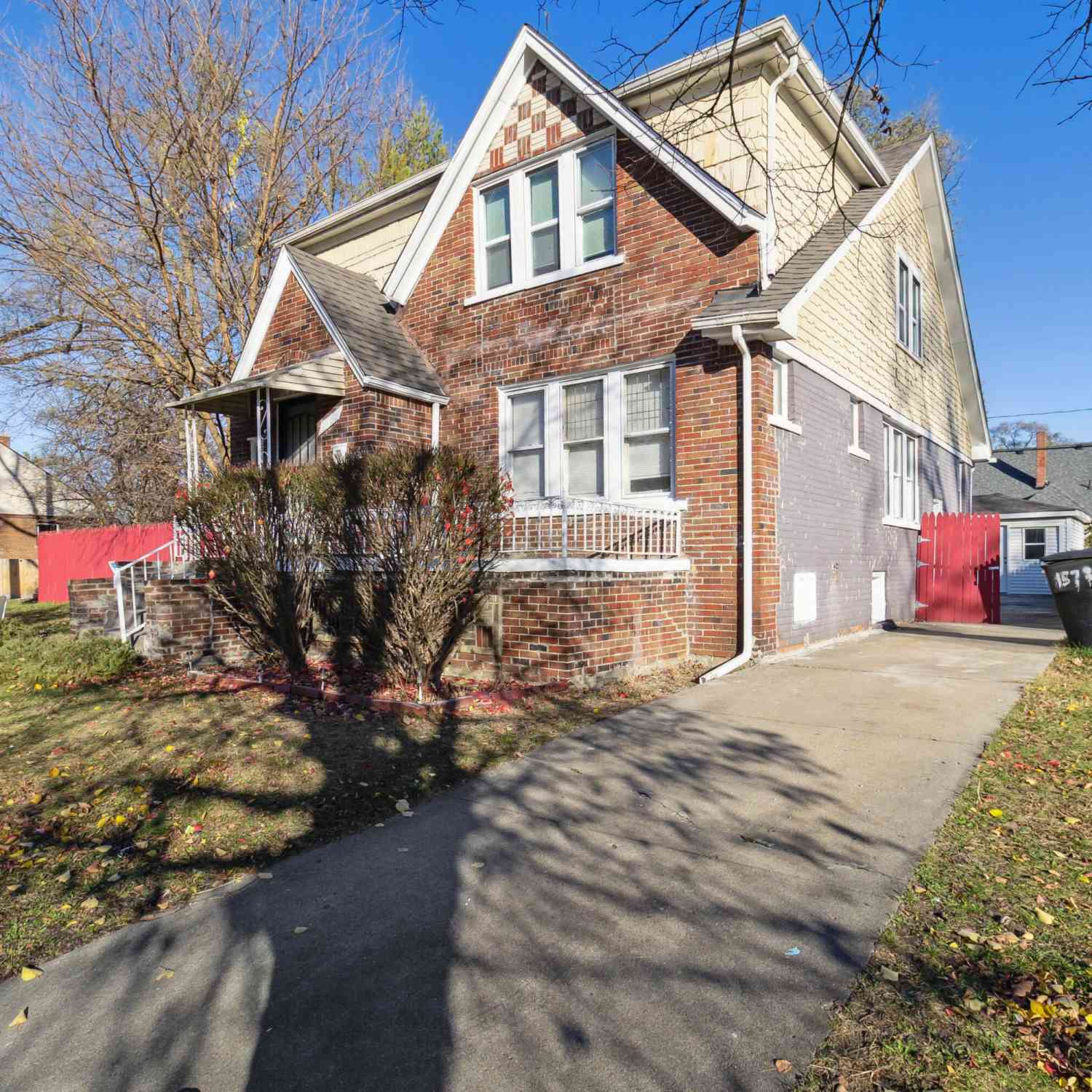 Homes For Sale - 15780 Lesure Street<br/> Wayne County, Detroit, MI 48227