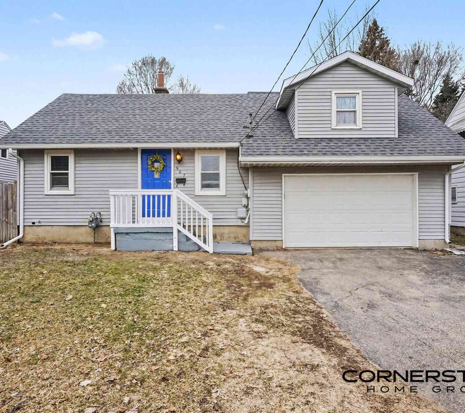 Homes For Sale - 907 Malta Street<br/> Grand Rapids, MI 49503