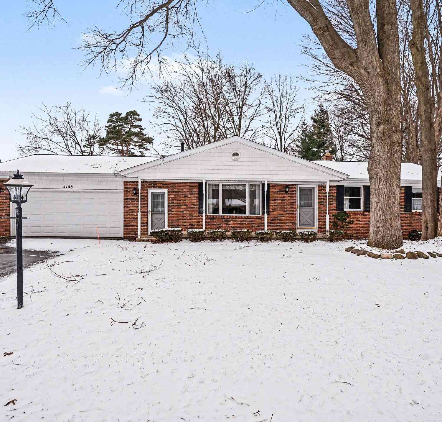 Homes For Sale - 4108 Crestlane Drive<br/> Hudsonville, MI 49426