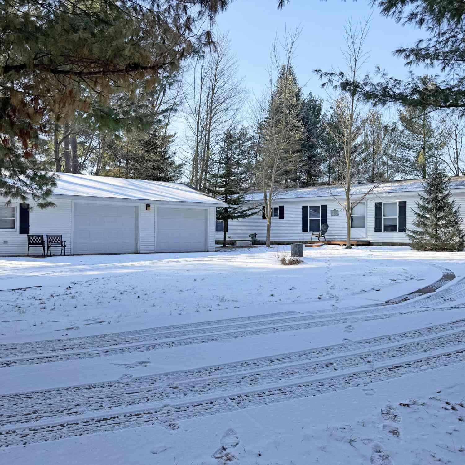Mobile Home For Sale - 6830 E Carrigan Drive<br/> Newaygo, MI 49337