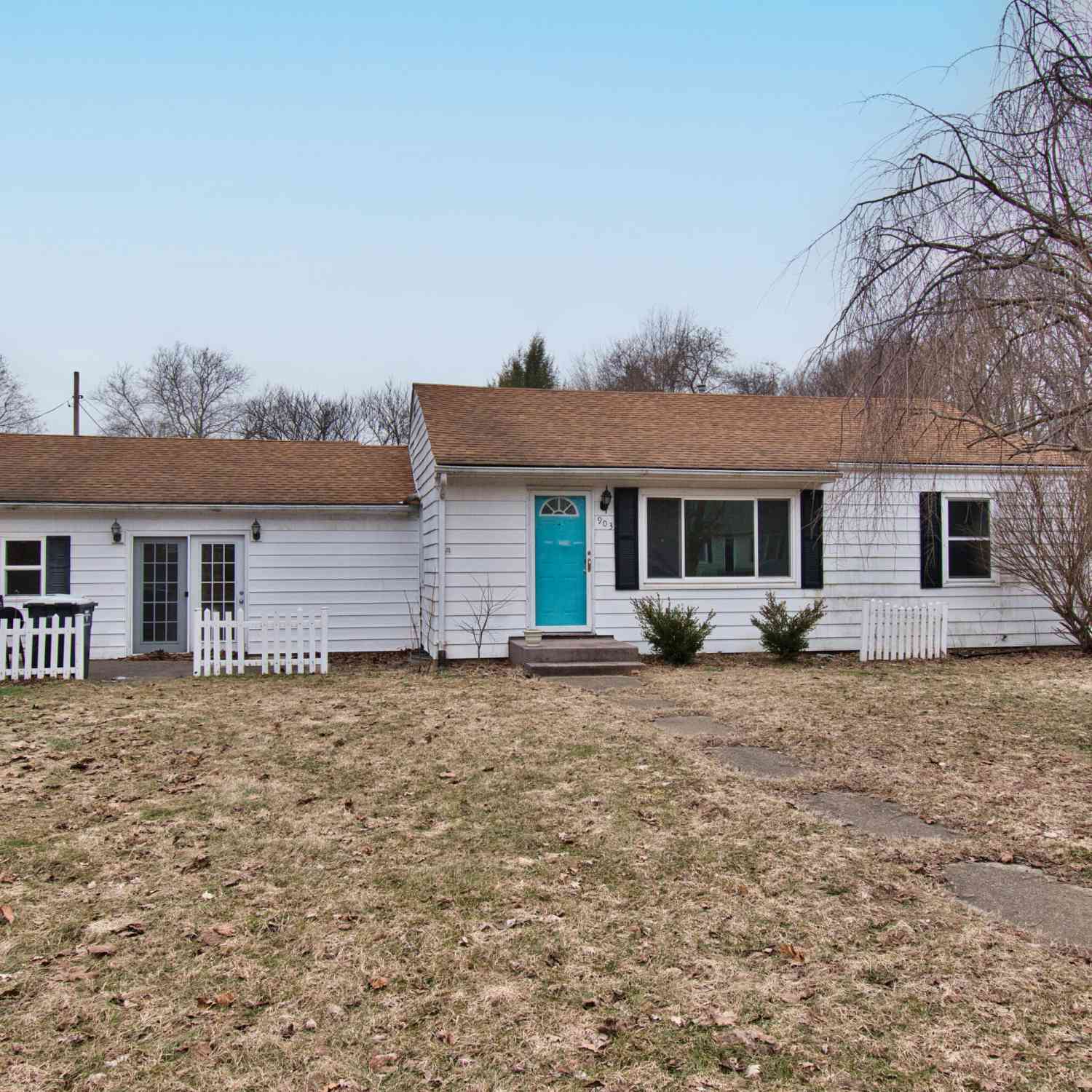 Condo For Sale - 903 N Detroit Street<br/> Berrien County, Buchanan, MI 49107