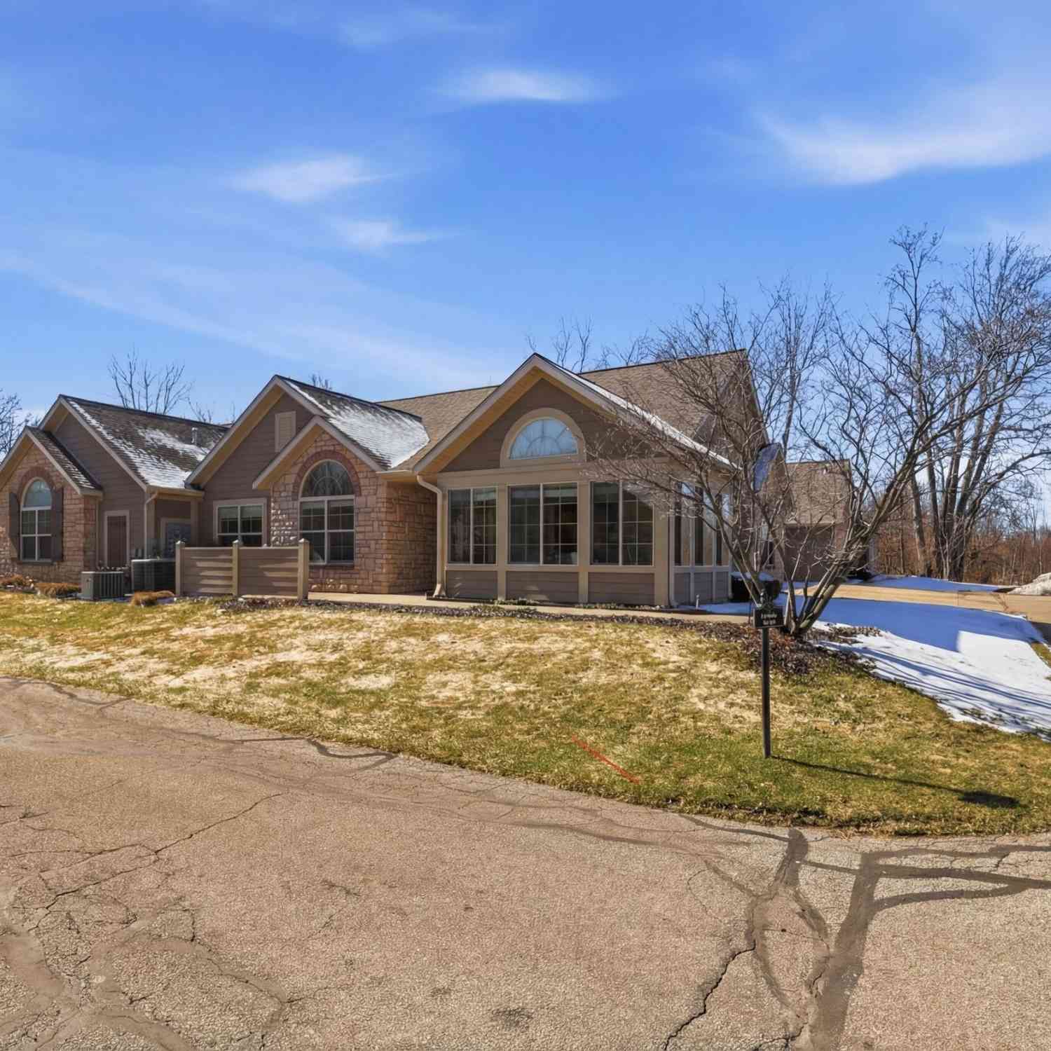 Condo For Sale - 5315 Fawn Creek Drive<br/> Wyoming, MI 49418