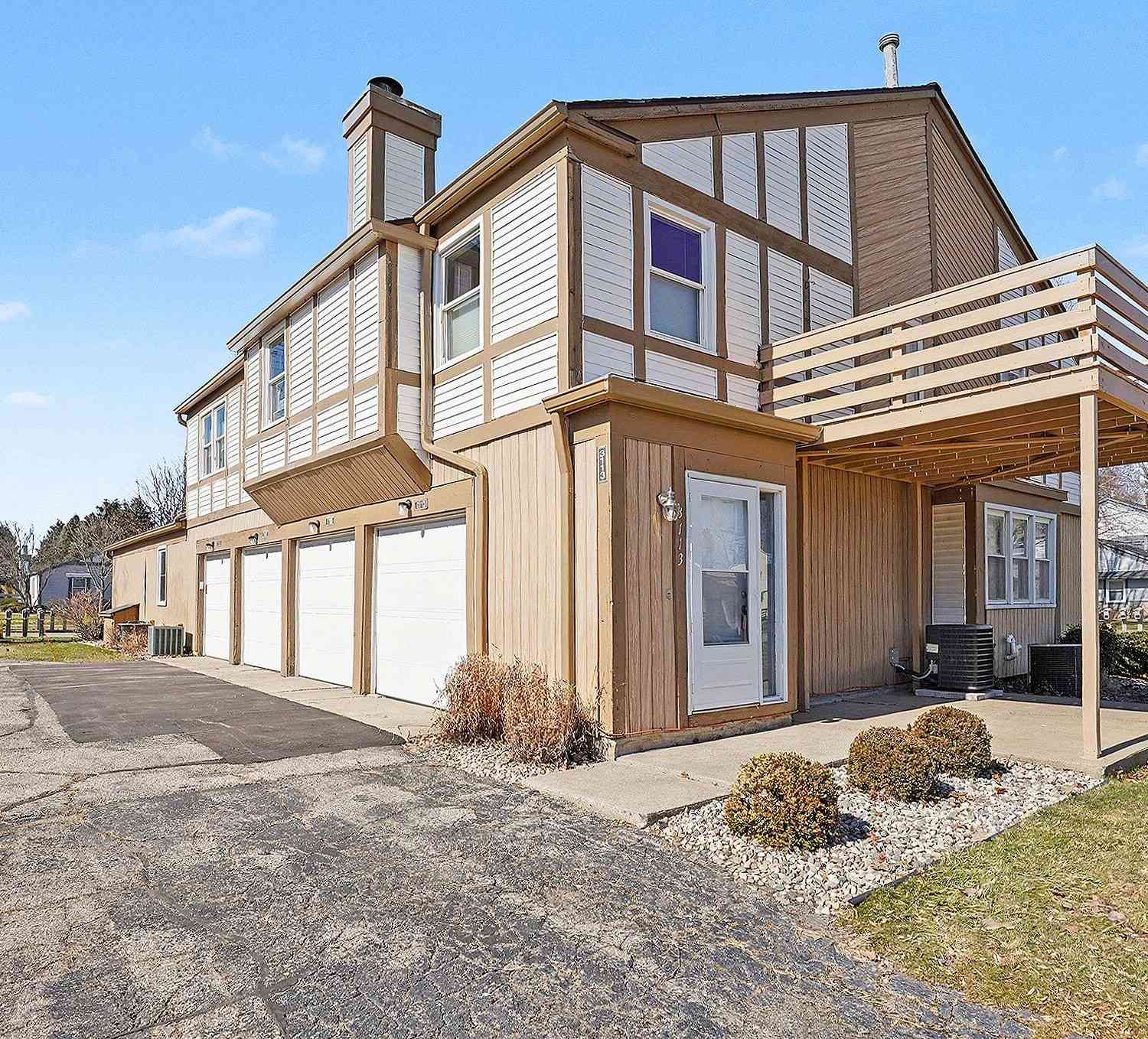 Condo For Sale - 3113 Sturgeon Bay Avenue<br/> Portage, MI 49024