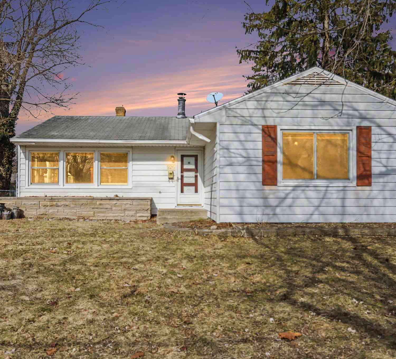 Homes For Sale - 926 Lynn Avenue<br/> Kalamazoo, MI 49008