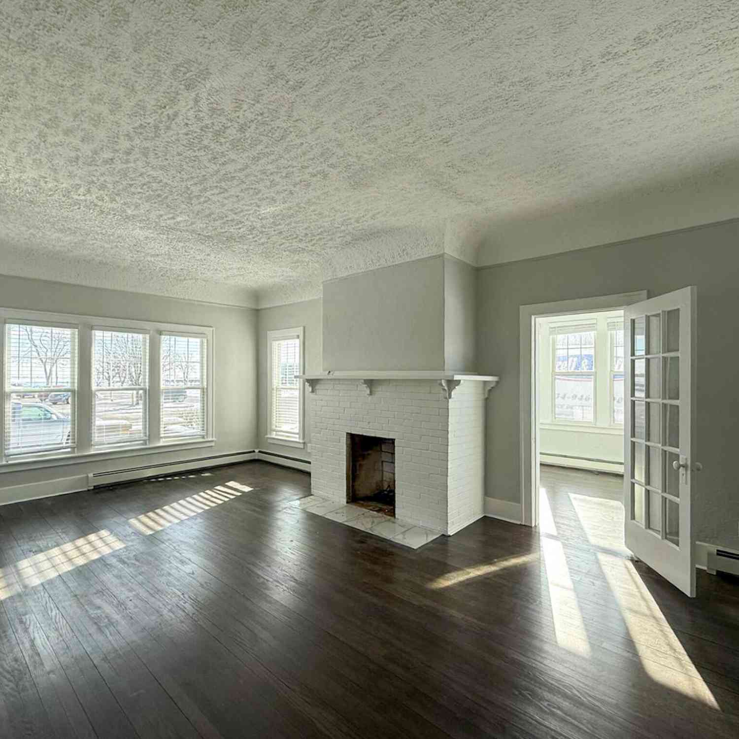 Multifamily For Rent - 36465 Main Street #LOWER<br/> New Baltimore, MI 48047