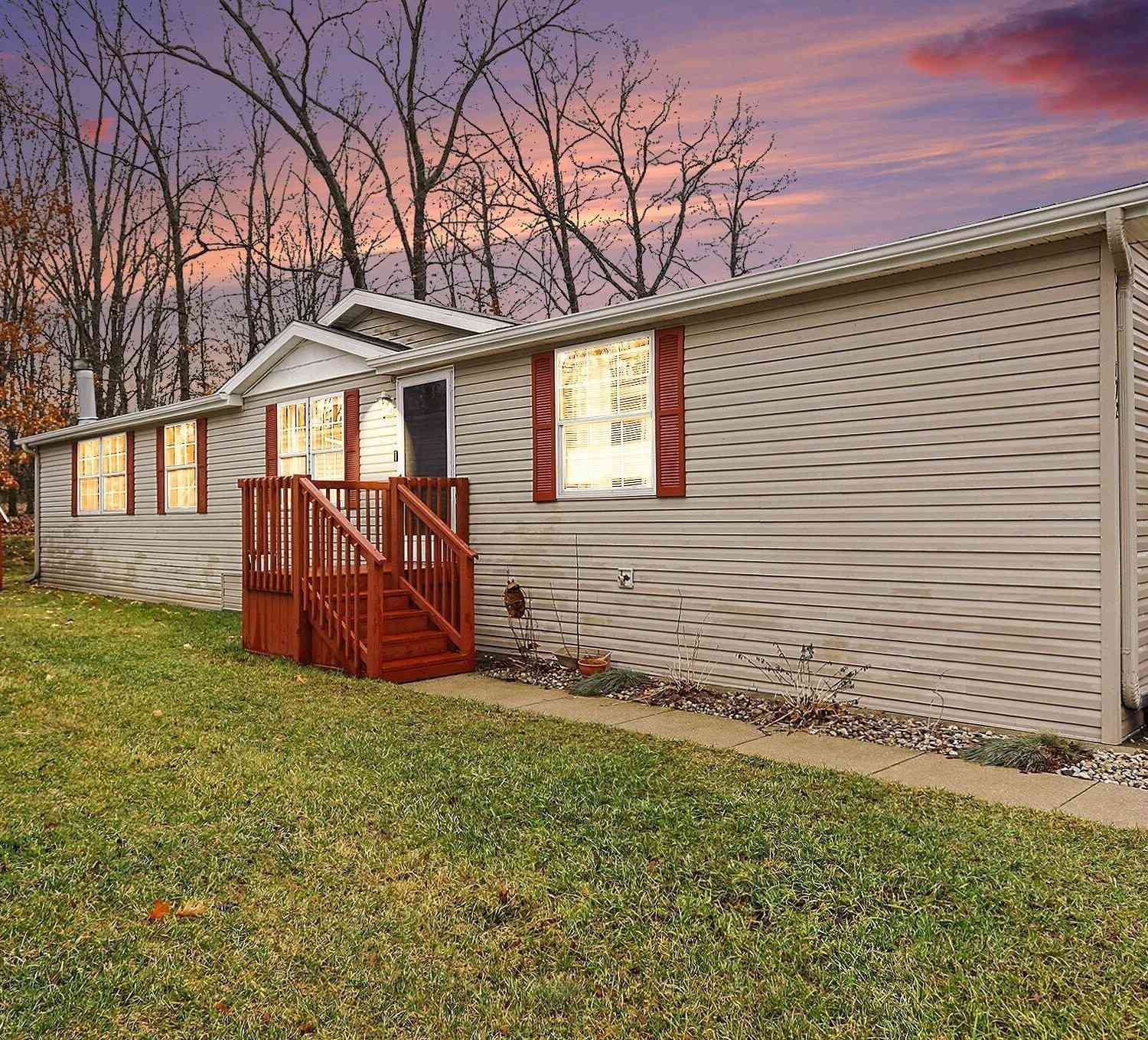 Mobile Home For Sale - 172 Rolling Drive<br/> Battle Creek, MI 49017