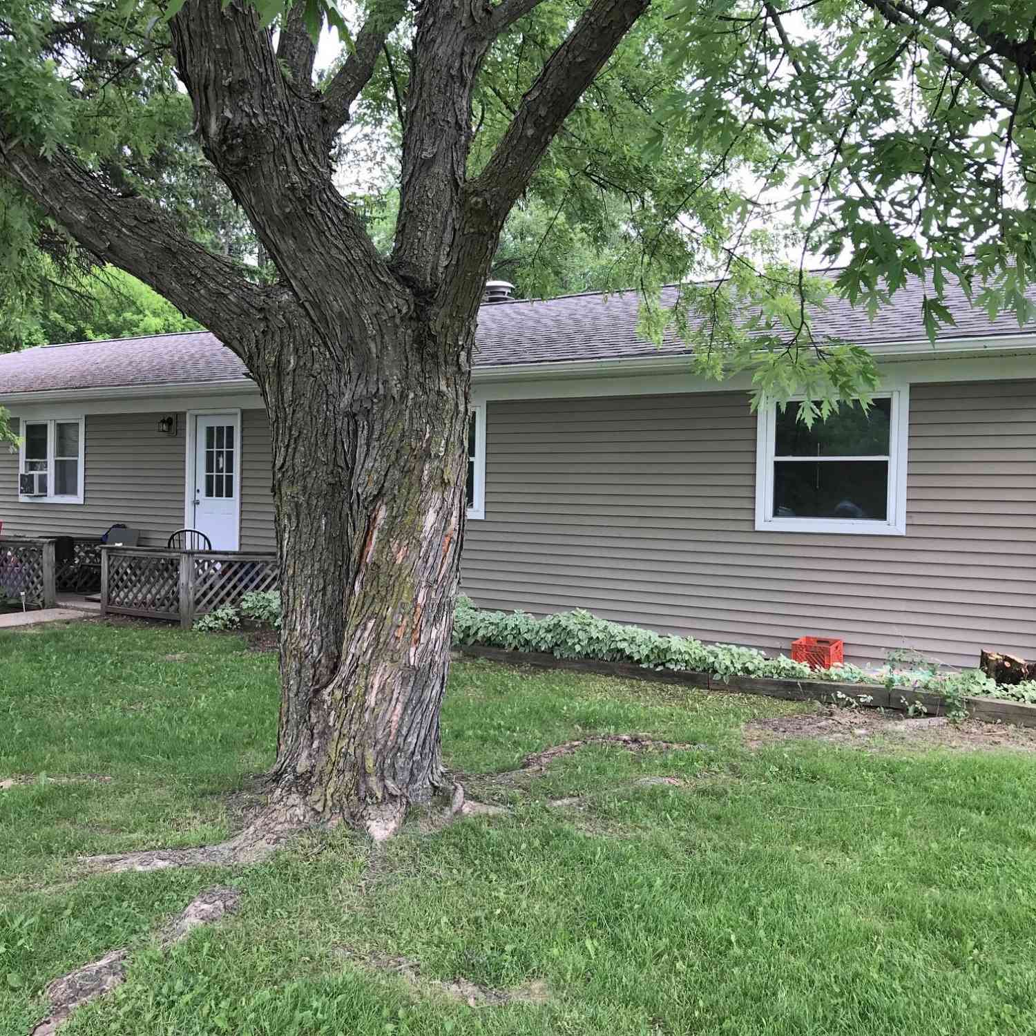 Multifamily For Rent - 63 Maplecrest Drive<br/> Howell, MI 48843