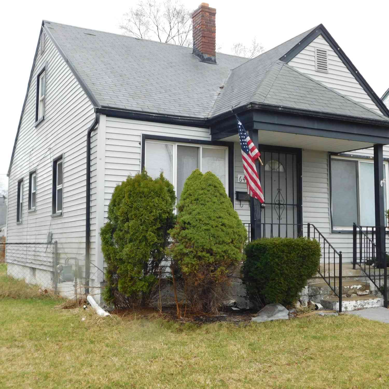 Homes For Rent - 6490 Stahelin Avenue<br/> Detroit, MI 48228
