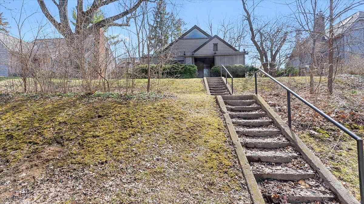 Homes For Sale - 1307 Lutz Avenue<br/> Ann Arbor, MI 48103