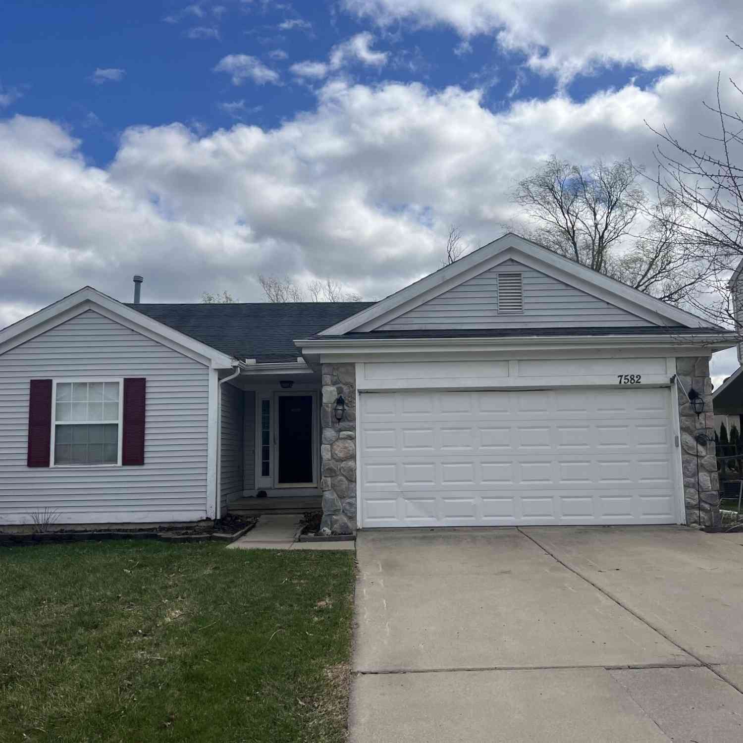 Homes For Rent - 7582 Bay Tree Drive<br/> Ypsilanti, MI 48197