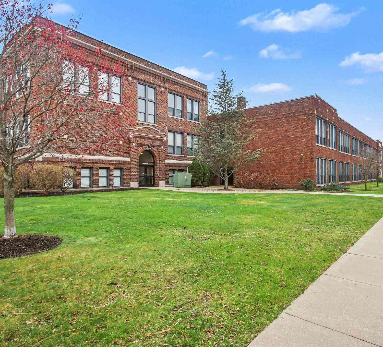 Condo For Sale - 500 Erie Street #213<br/> Van Buren County, South Haven, MI 49090