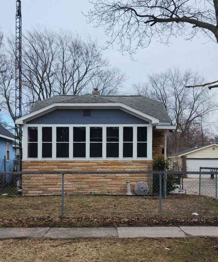 Homes For Sale - 1844 Superior Street<br/> Muskegon, MI 49442