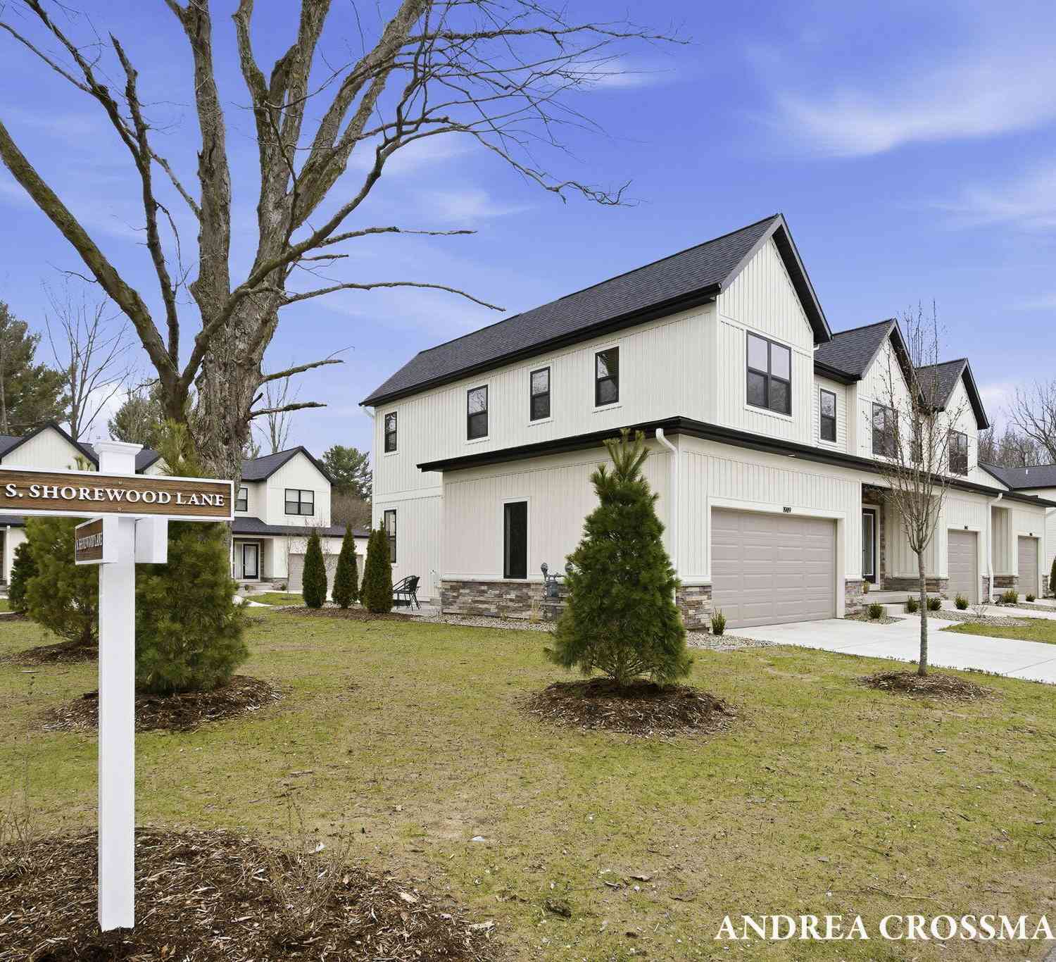 Condo For Sale - 1989 S Shorewood Lane<br/> Ottawa County, Holland, MI 49423