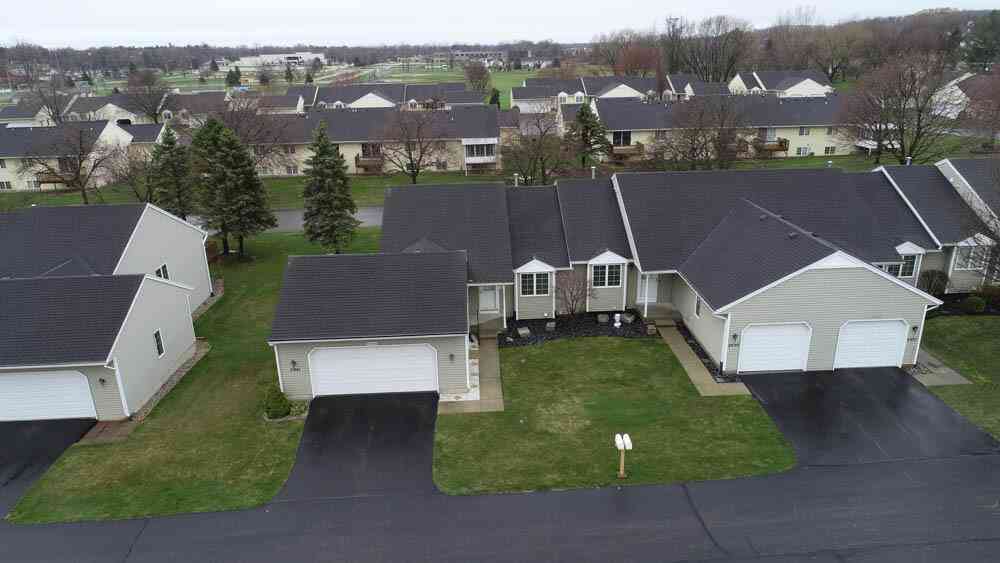 Condo For Sale - 2941 Parkside Drive #88<br/> Ottawa County, Jenison, MI 49428