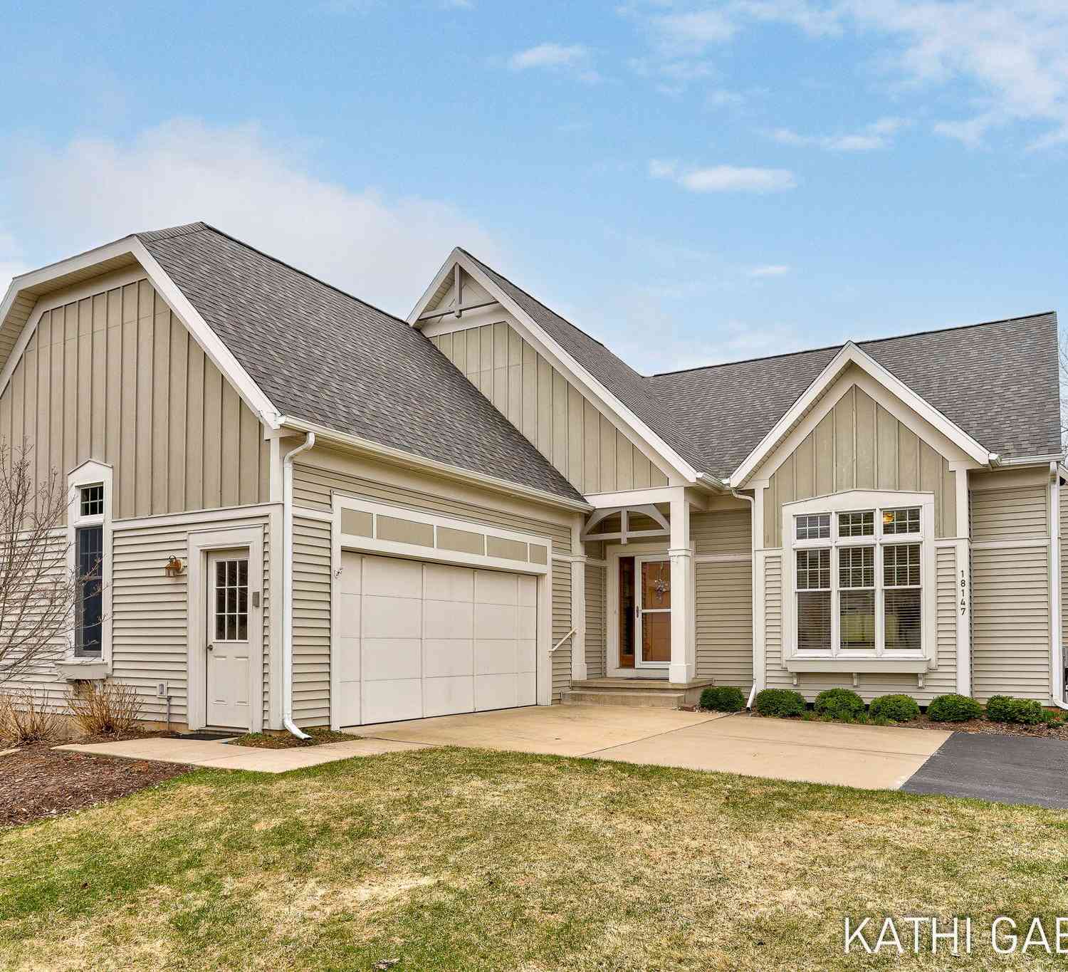 Condo For Sale - 18147 Lost Creek Lane<br/> Spring Lake, MI 49456