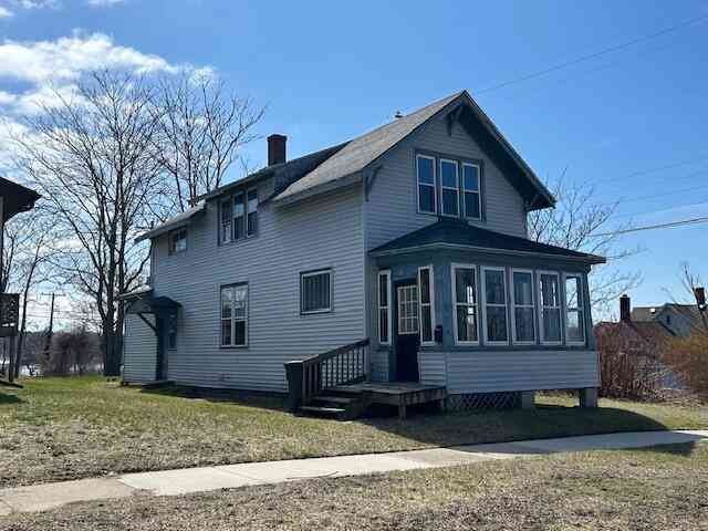 Homes For Sale - 108 NW 4th Street<br/> Ludington, MI 49431