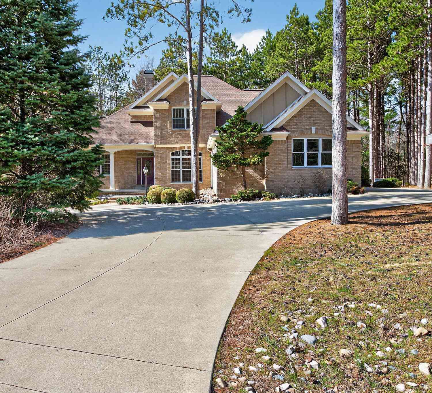Condo For Sale - 7176 Sanctuary Drive<br/> Jackson County, Jackson, MI 49201