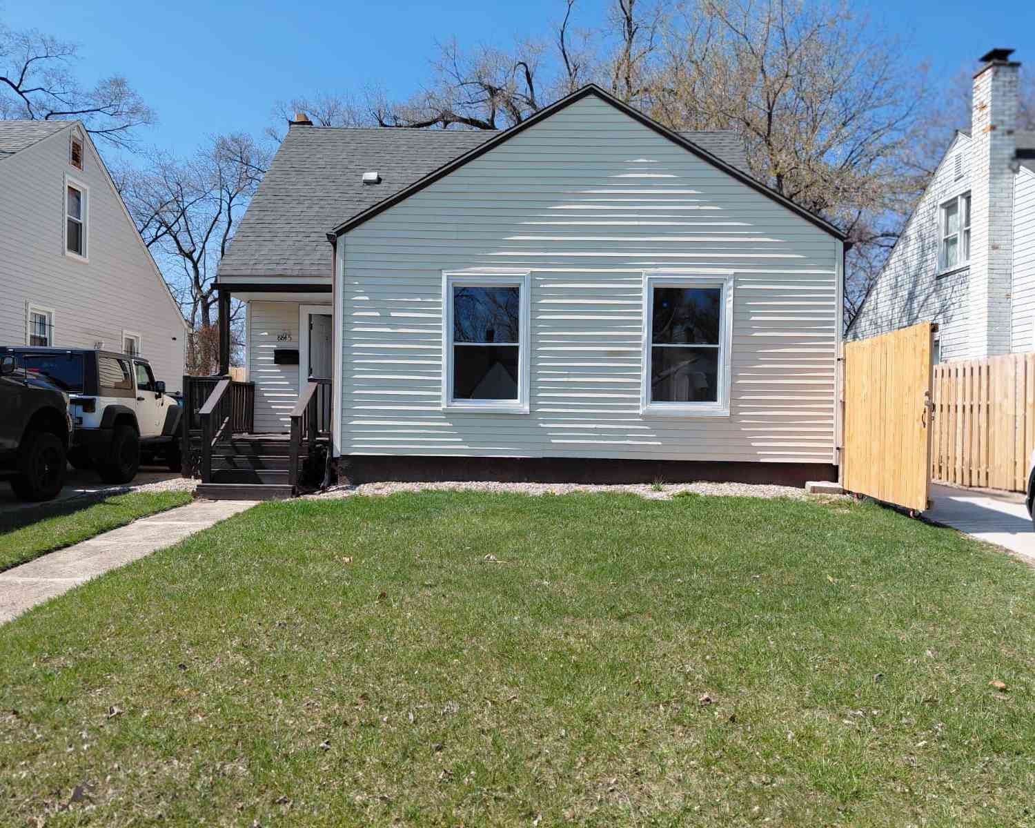 Homes For Sale - 8845 Faust Avenue<br/> Wayne County, Detroit, MI 48228