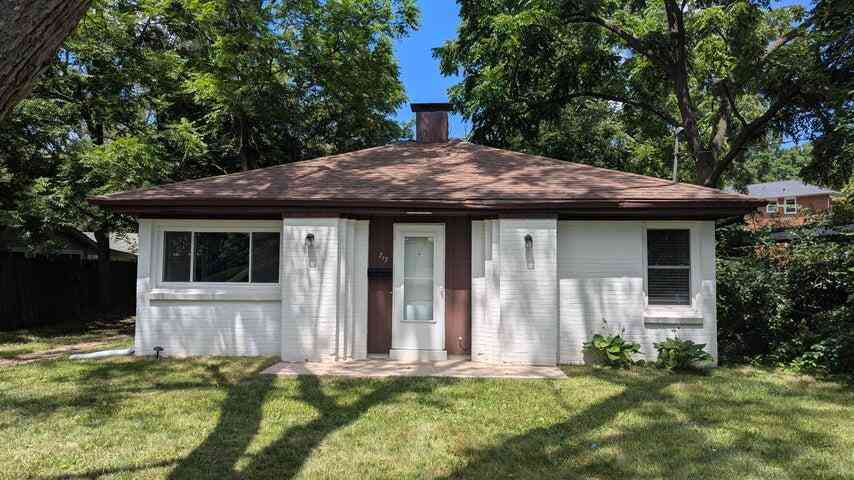 Homes For Sale - 717 Royce Avenue<br/> Kalamazoo, MI 49001
