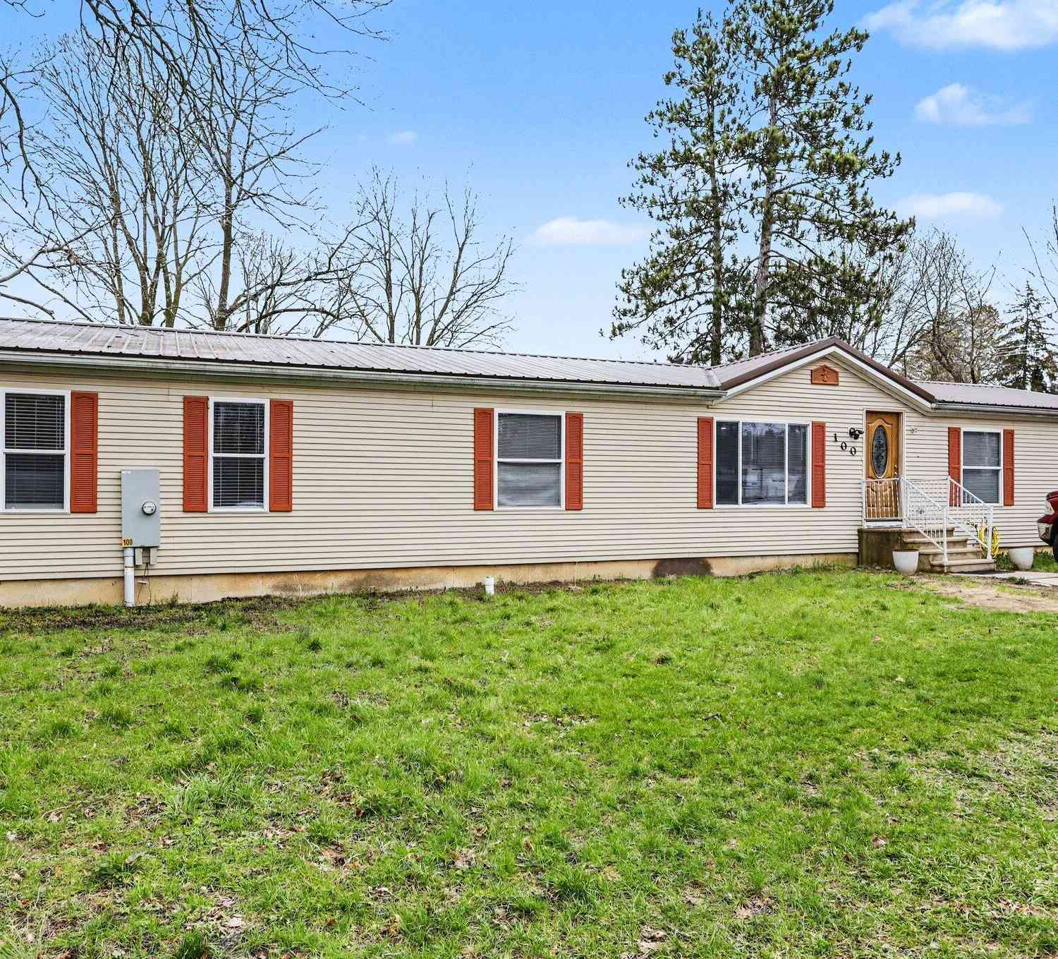 Mobile Home For Sale - 100 W Northside Drive<br/> Battle Creek, MI 49037