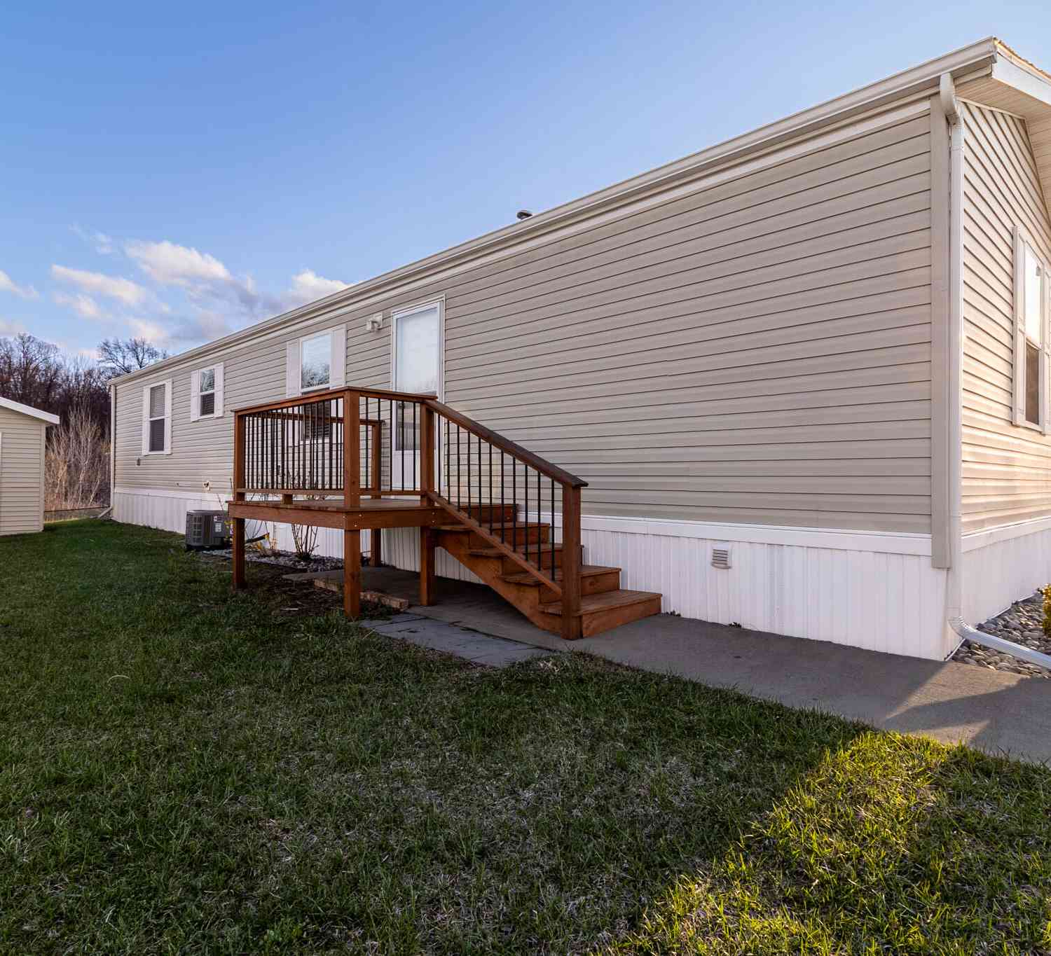 Mobile Home For Sale - 11975 Farmview Drive<br/> Barry County, Shelbyville, MI 49344