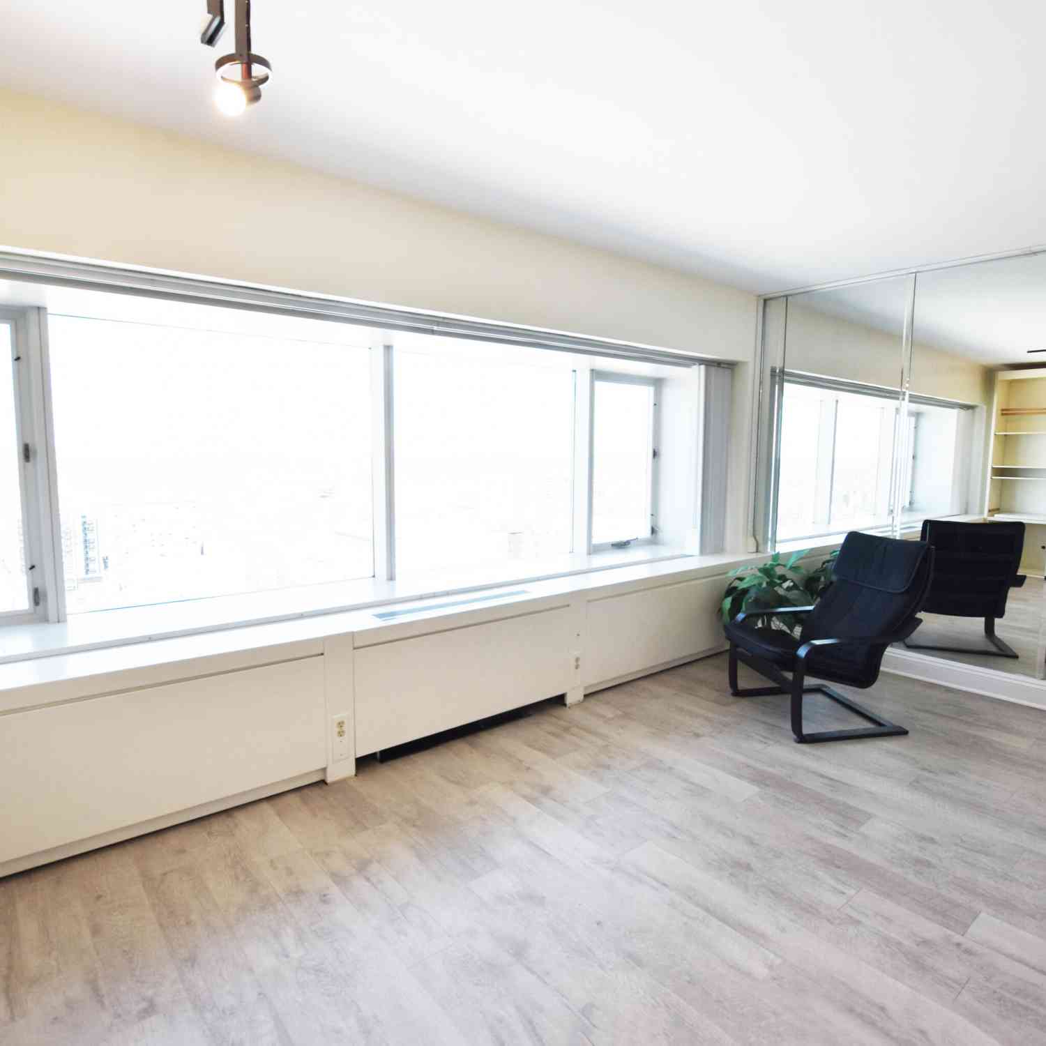 Condo For Sale - 555 E William Street #23H<br/> Ann Arbor, MI 48104