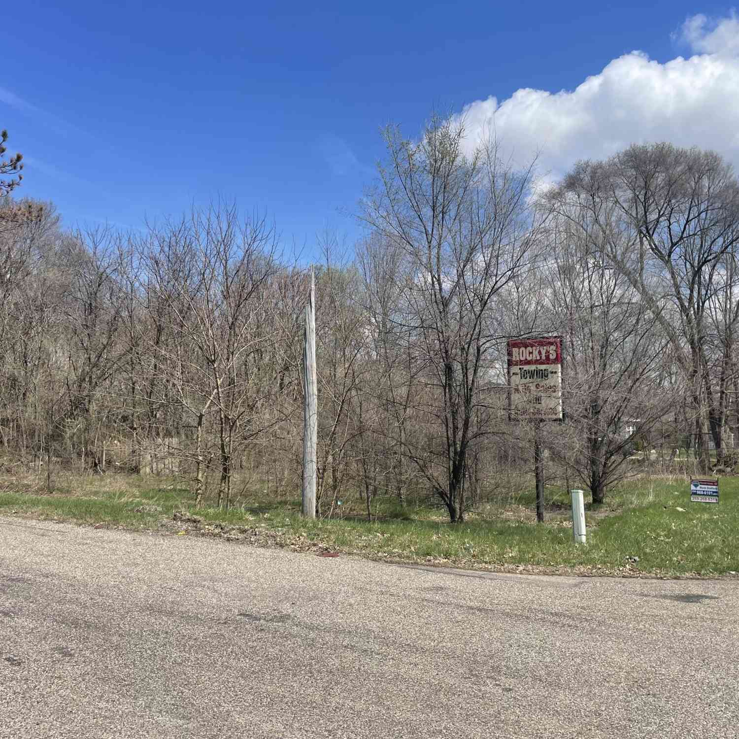 Vacant Land For Sale - E Michigan Avenue<br/> Battle Creek, MI 49014
