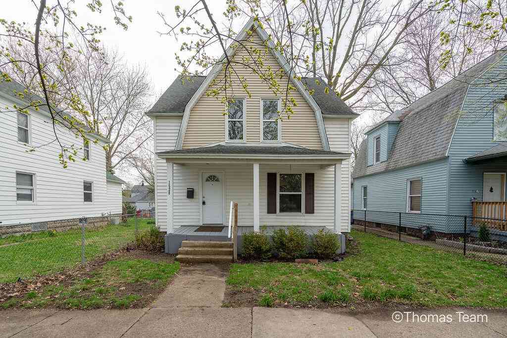 Homes For Sale - 1528 Hamilton Avenue<br/> Grand Rapids, MI 49504
