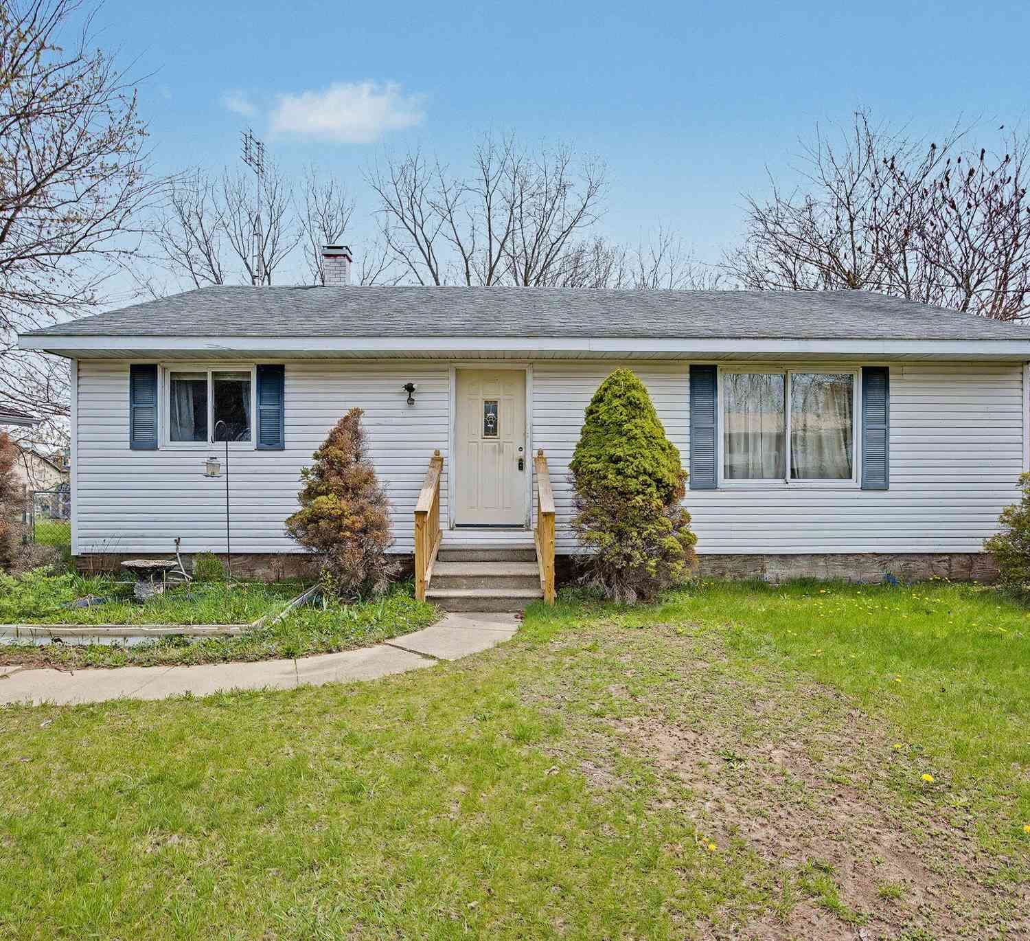 Homes For Sale - 5223 S Boulder Street<br/> Jackson, MI 49201